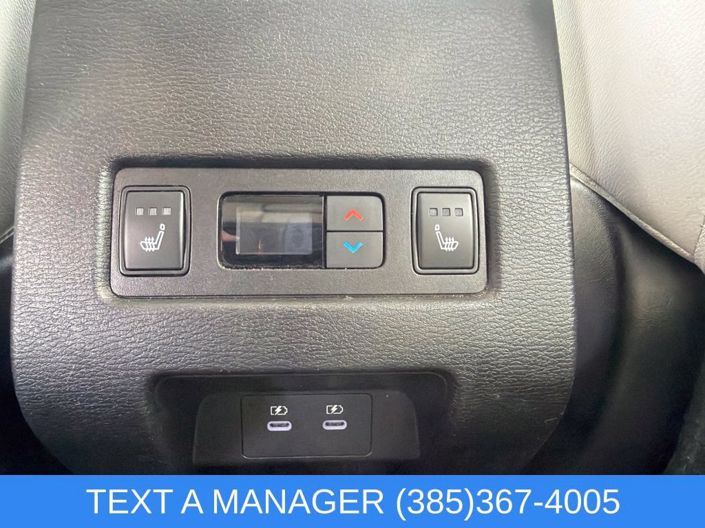 Used 2025 Mitsubishi Outlander SEL AWD/4WD image 19