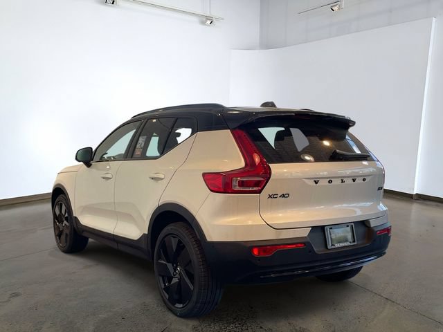 New 2026 Volvo XC40 B5 Ultra w/ Climate Package AWD/4WD image 6