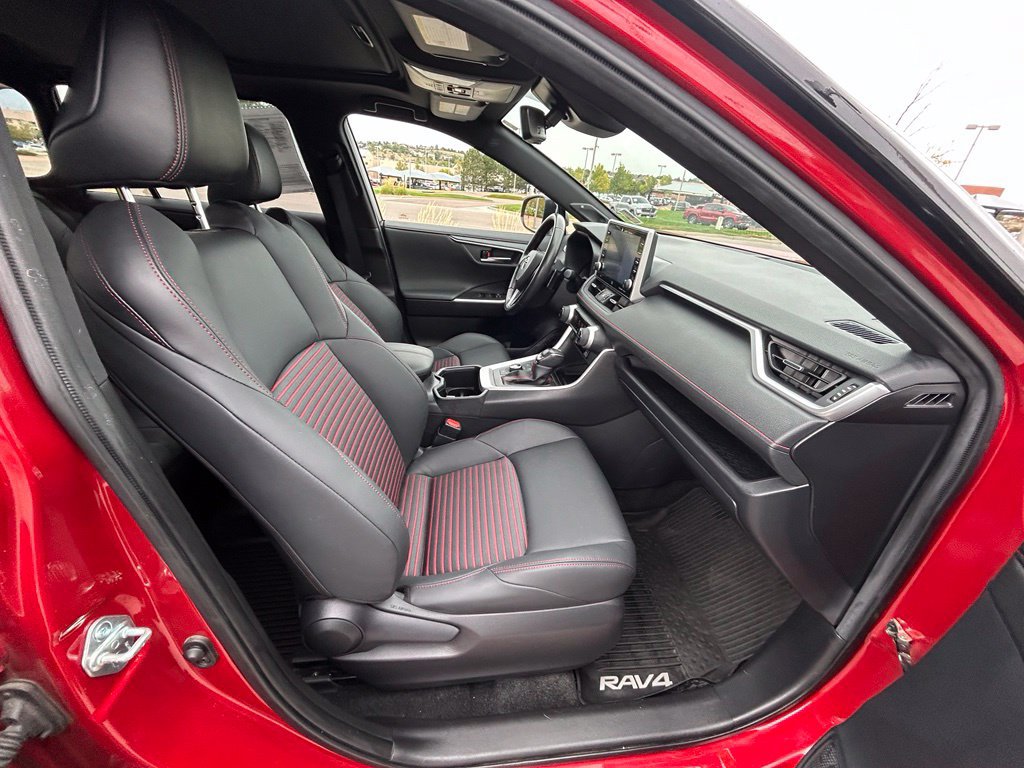 Used 2022 Toyota RAV4 XSE w/ Protection Package (TMS) AWD/4WD image 33