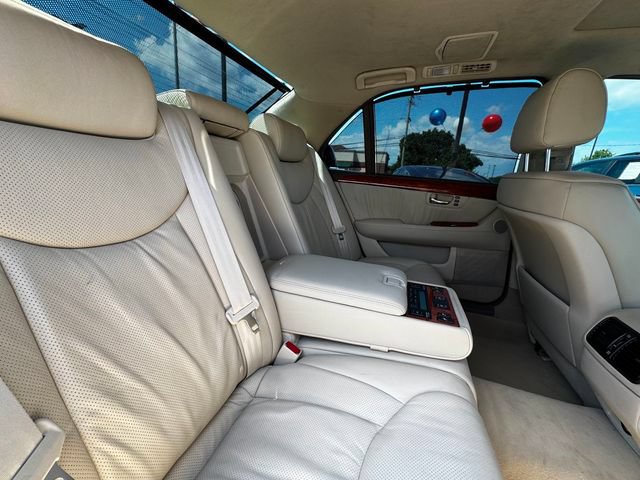 Used 2004 Lexus LS 430 RWD image 15
