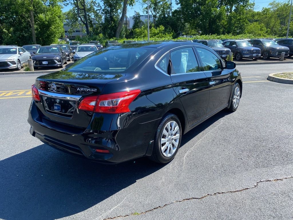 Used 2018 Nissan Sentra S FWD image 4