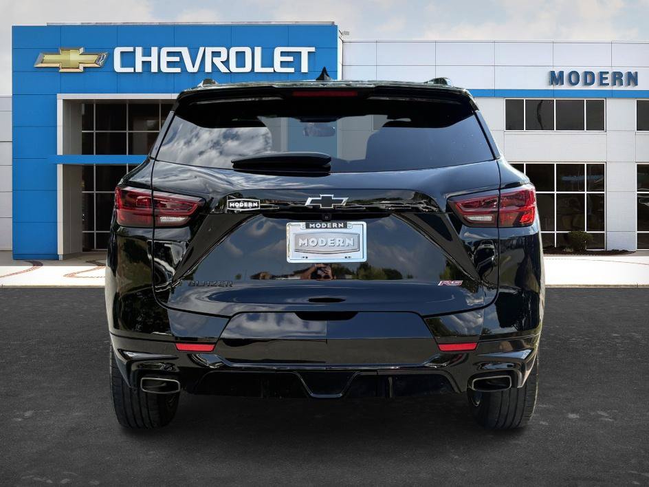 Used 2023 Chevrolet Blazer RS w/ Enhanced Convenience Package FWD image 4
