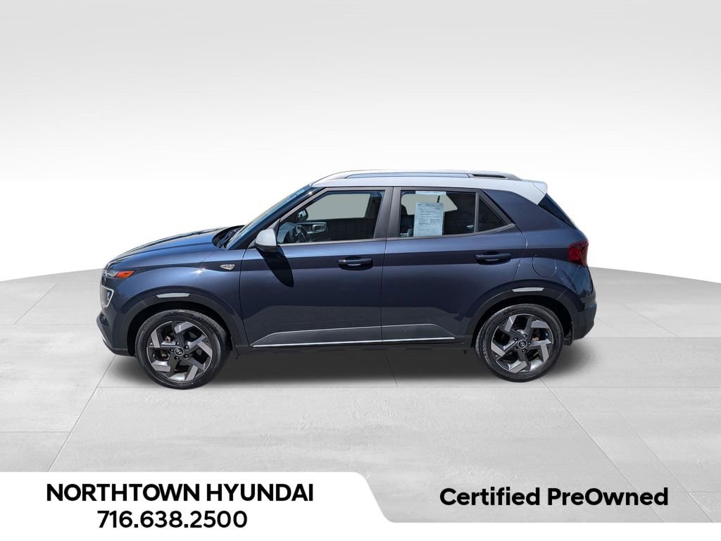 Used 2023 Hyundai Venue Limited FWD image 3