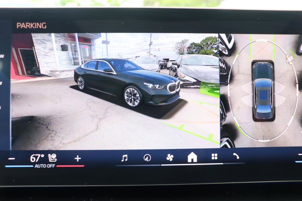 Used 2026 BMW 530i xDrive AWD/4WD image 40