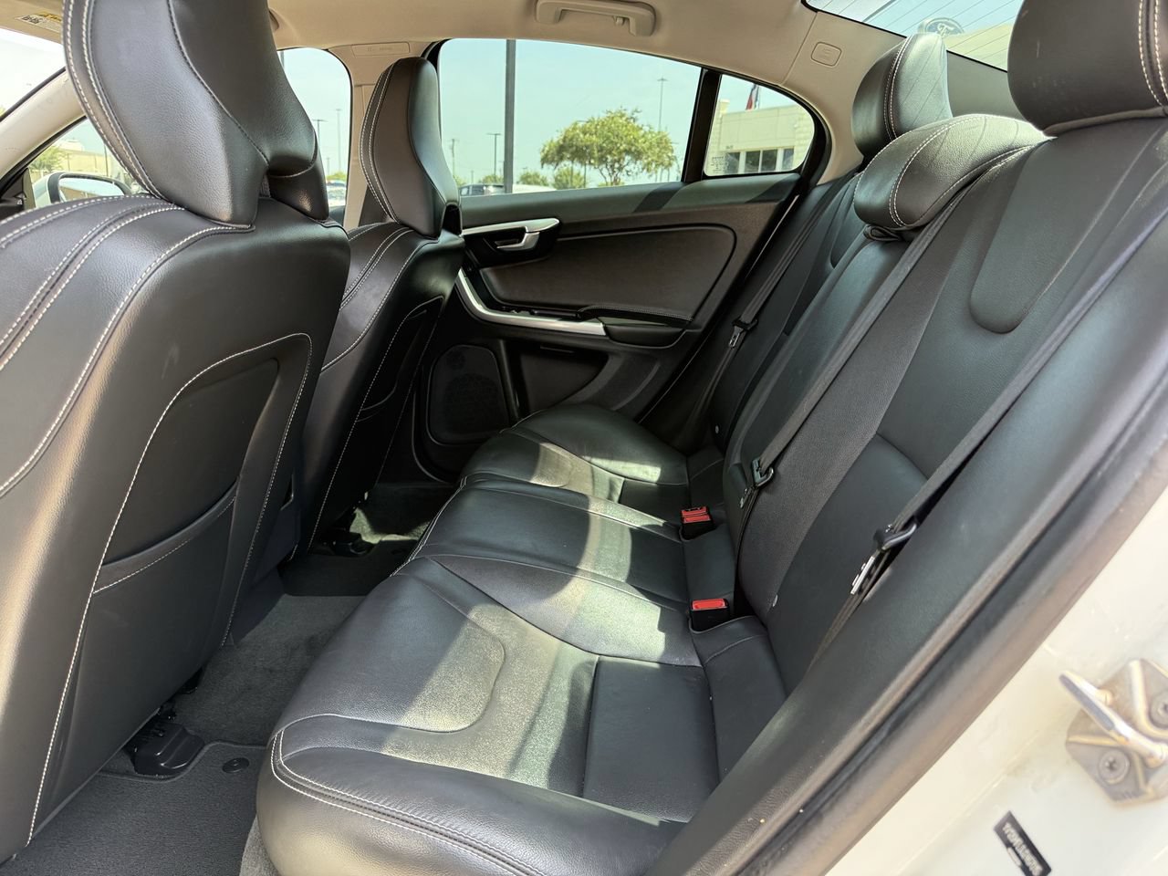 Used 2018 Volvo S60 T5 Dynamic w/ Vision Package FWD image 25