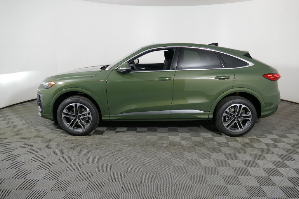 New 2026 Audi Q5 Premium AWD/4WD image 6