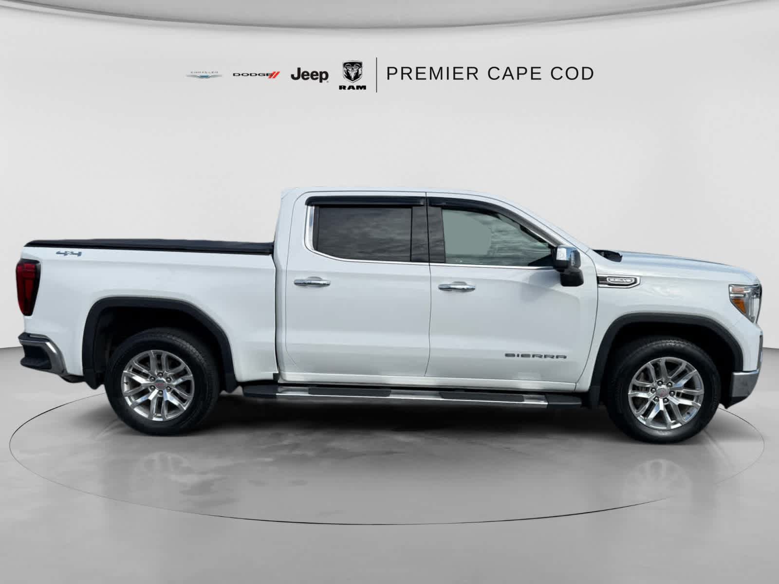 Used 2019 GMC Sierra 1500 SLT w/ SLT Premium Plus Package AWD/4WD image 12