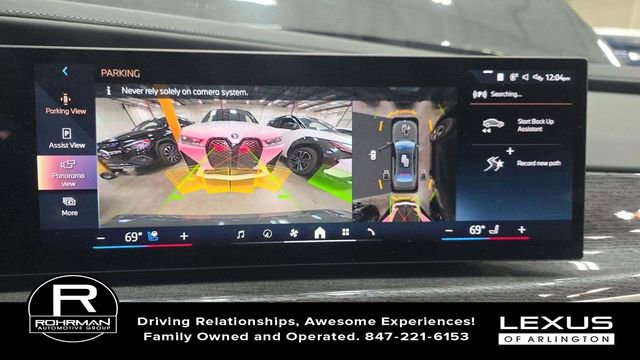 Used 2025 BMW 760i xDrive w/ Premium Package image 10