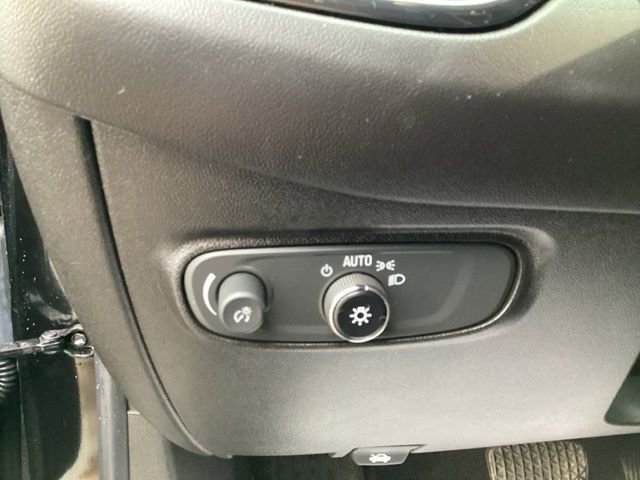 Used 2022 Chevrolet Equinox RS image 27