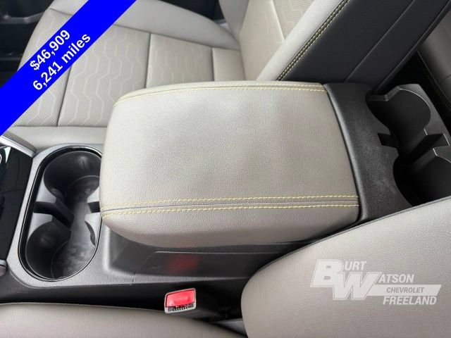 Used 2025 Chevrolet Colorado ZR2 w/ Technology Package AWD/4WD image 26