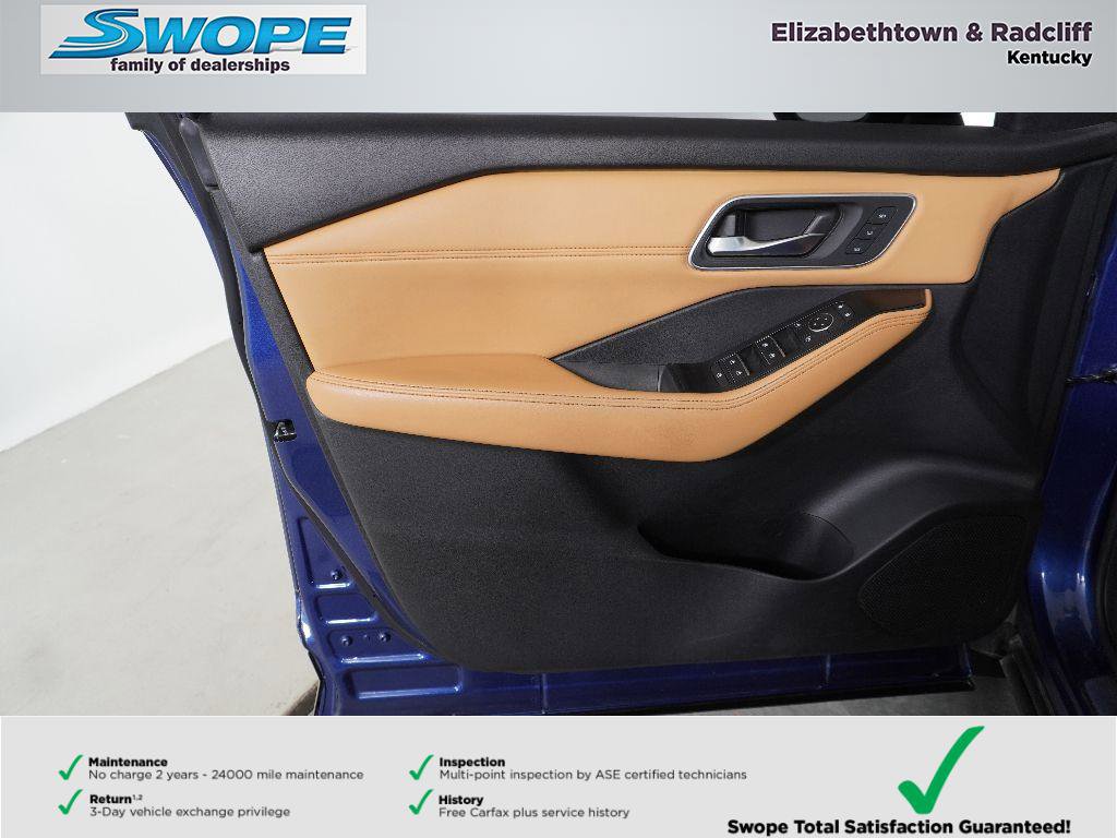 Used 2021 Nissan Rogue Platinum AWD/4WD image 13