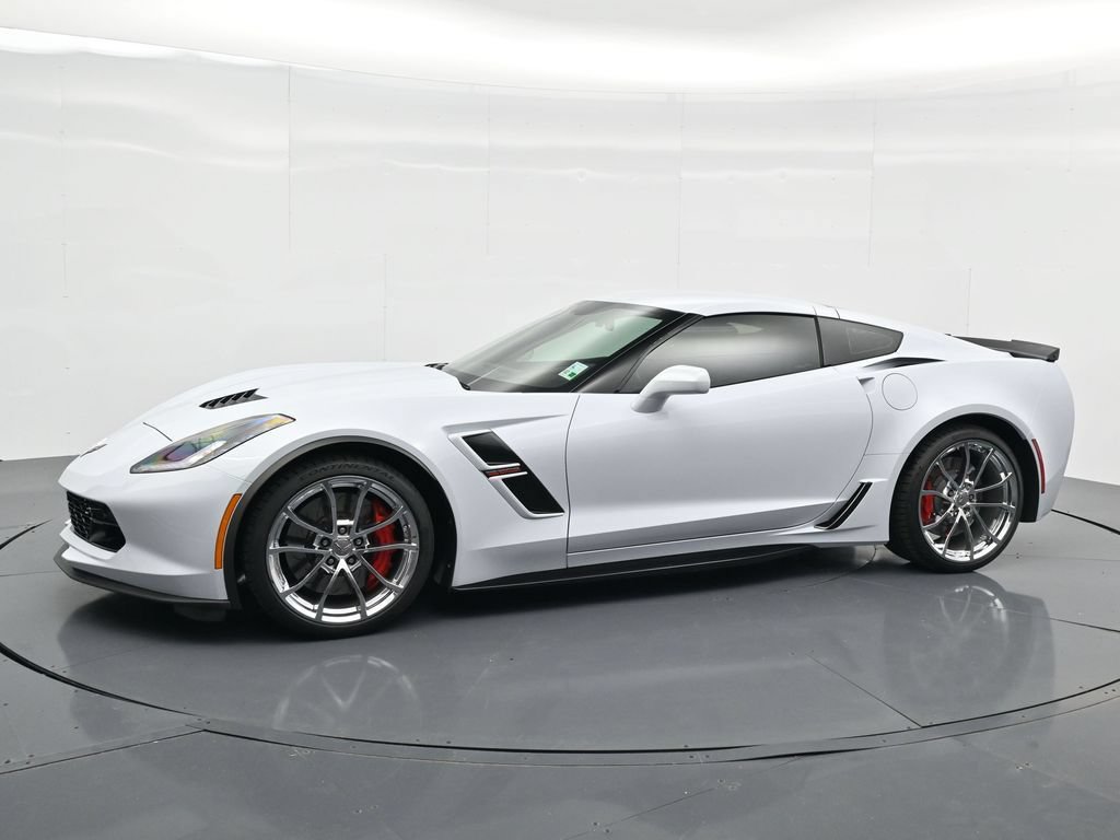 Used 2019 Chevrolet Corvette Grand Sport RWD image 2