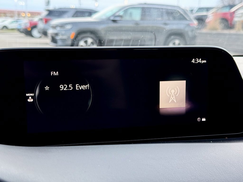 Used 2020 MAZDA MAZDA3 Premium image 57