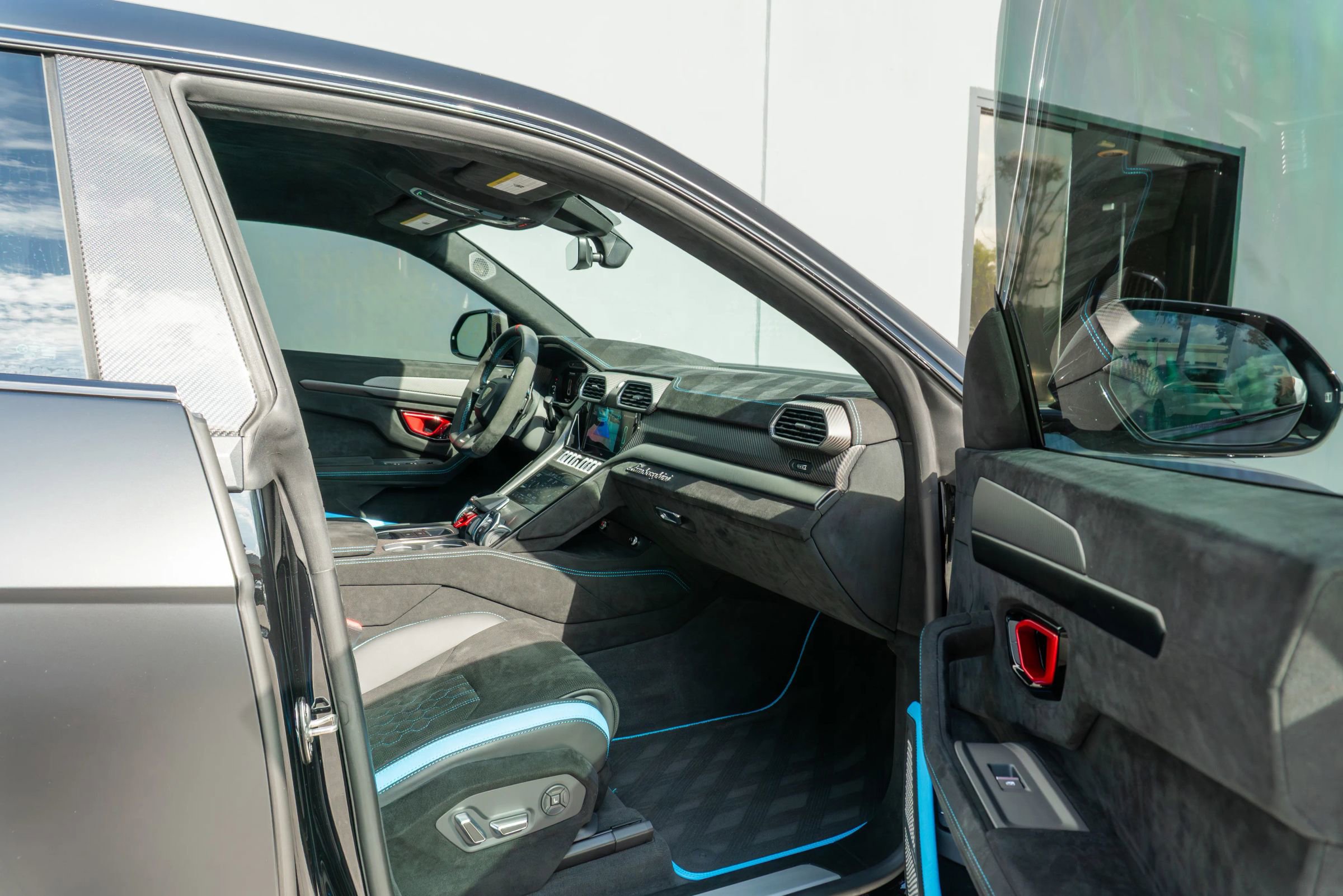 Used 2024 Lamborghini Urus Performante image 59