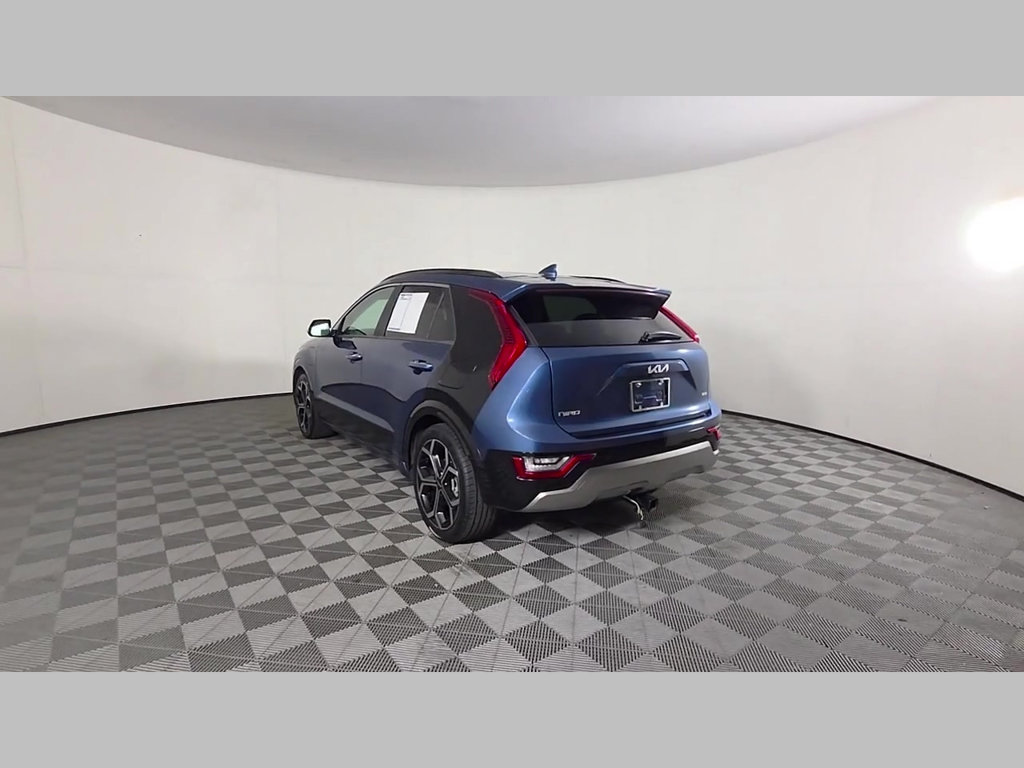 Used 2023 Kia Niro SX Touring FWD image 42