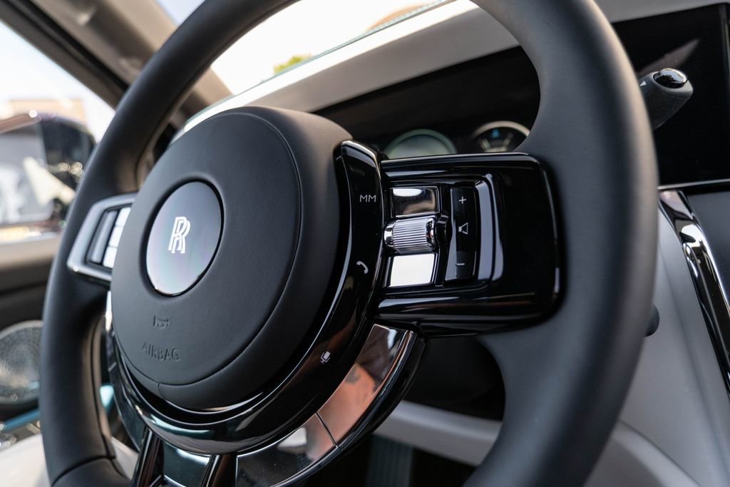 New 2026 Rolls-Royce Cullinan AWD/4WD image 19