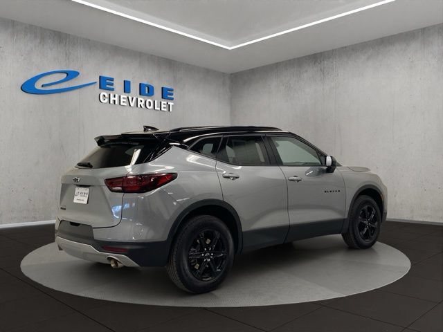 Used 2024 Chevrolet Blazer LT w/ Convenience Package FWD image 14