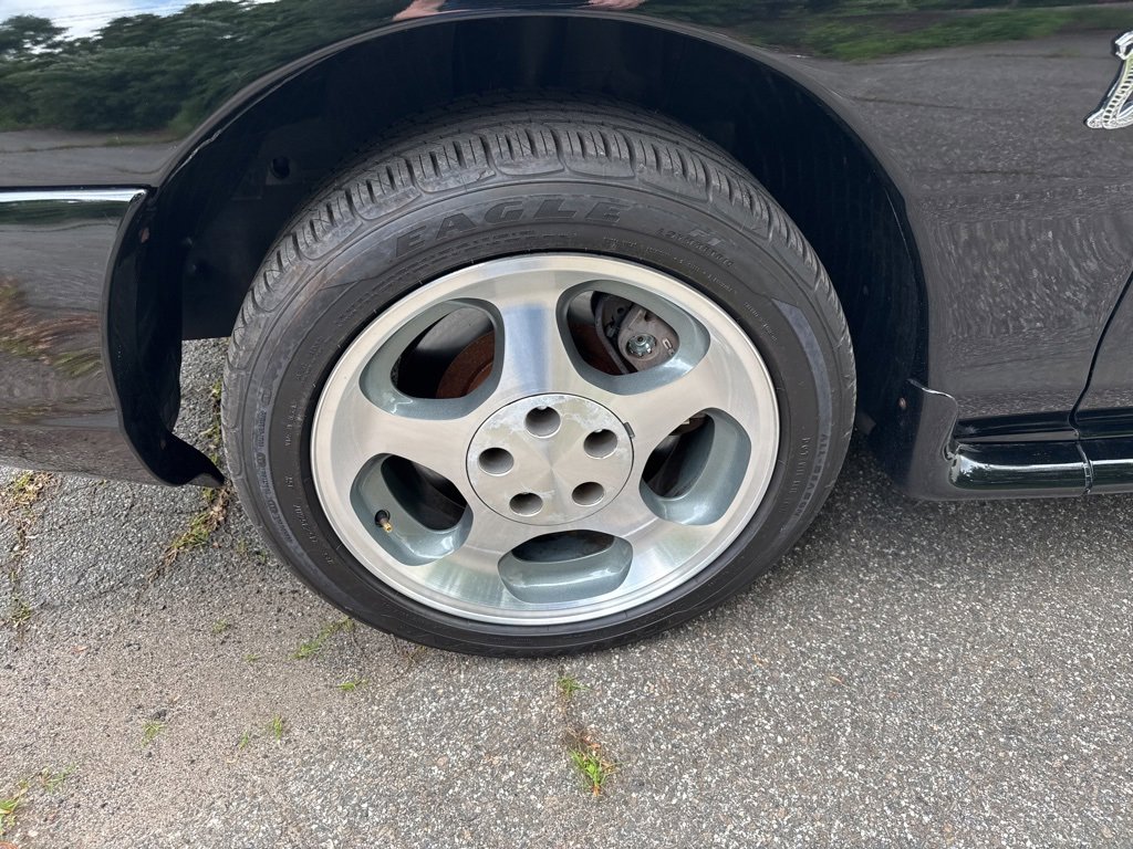 Used 1997 Ford Mustang Cobra image 10