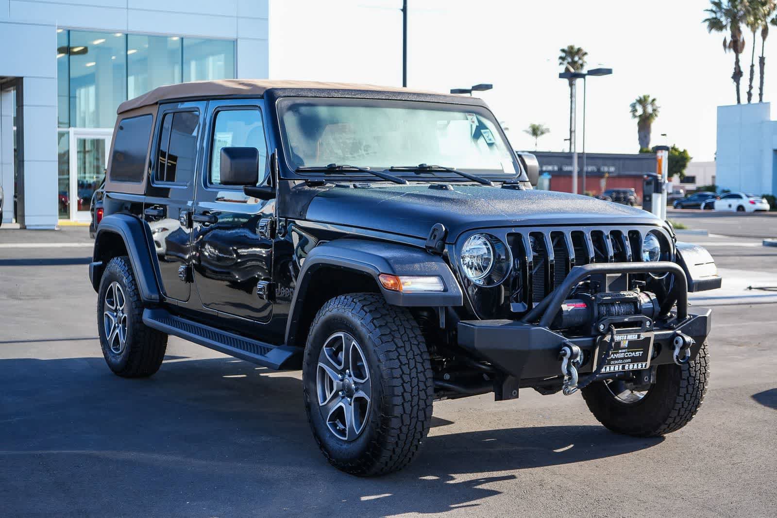 Used 2020 Jeep Wrangler Unlimited Sport AWD/4WD image 3