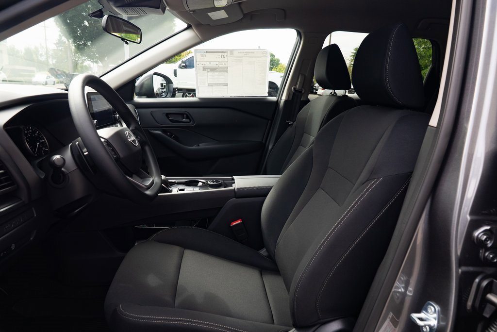 New 2026 Nissan Rogue S image 17