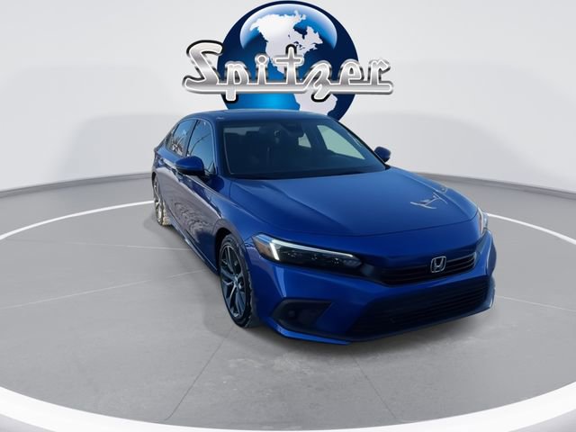 Used 2024 Honda Civic Touring image 2