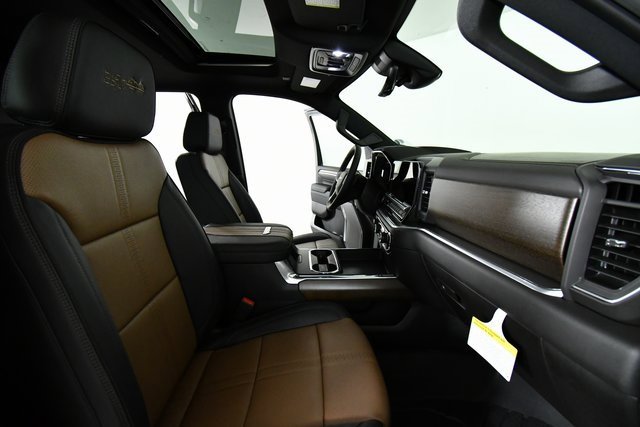 New 2026 Chevrolet Silverado 3500 High Country w/ Technology Package image 24