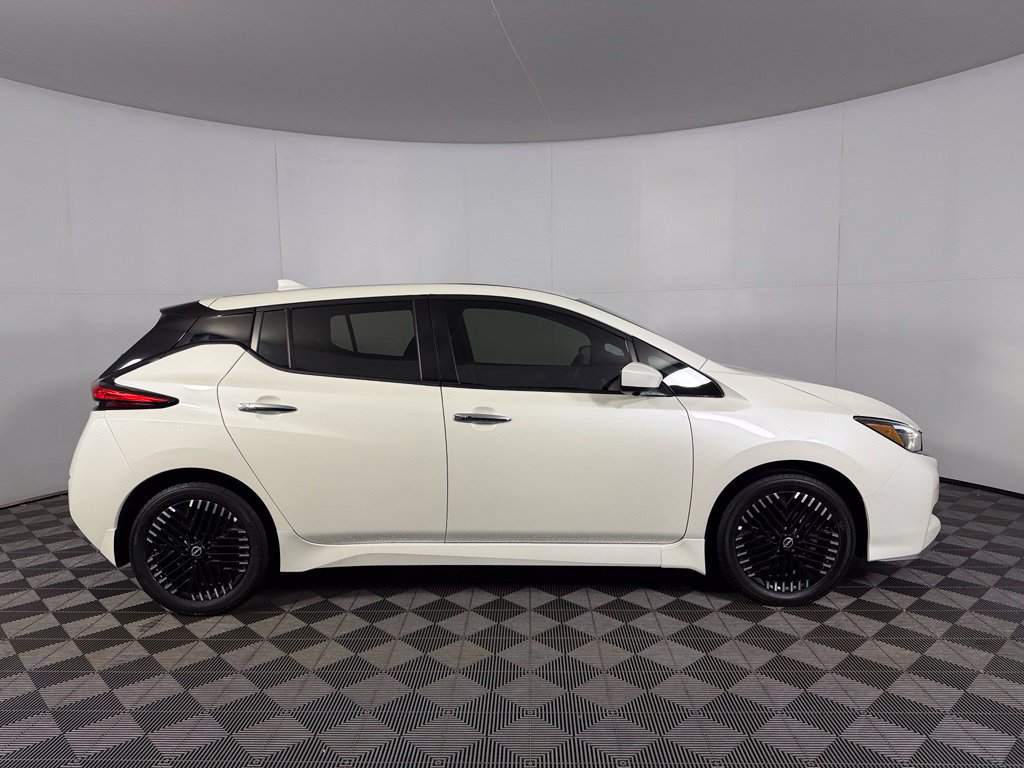 Used 2025 Nissan Leaf SV Plus FWD image 5