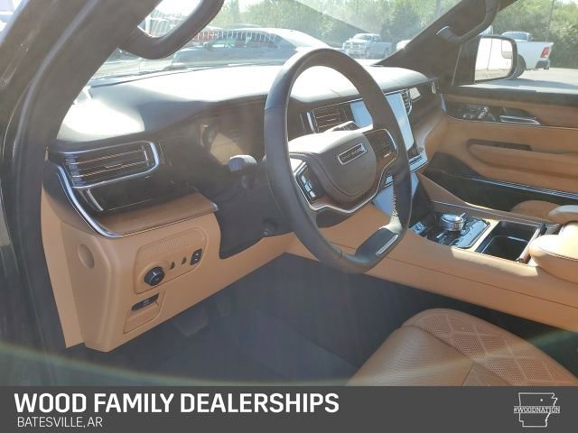 Used 2024 Jeep Grand Wagoneer L Series III w/ Rear Seat Video Group 1 image 12