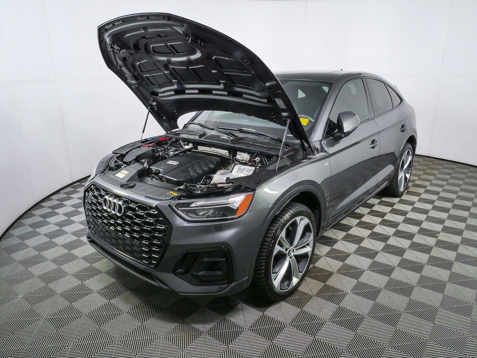 Used 2022 Audi Q5 2.0T Premium Plus AWD/4WD image 31