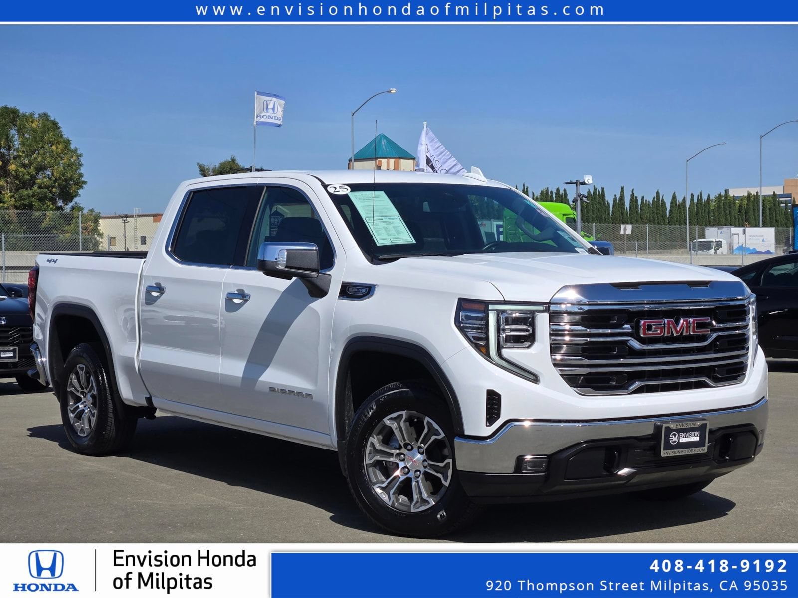 Used 2025 GMC Sierra 1500 SLT AWD/4WD image 1