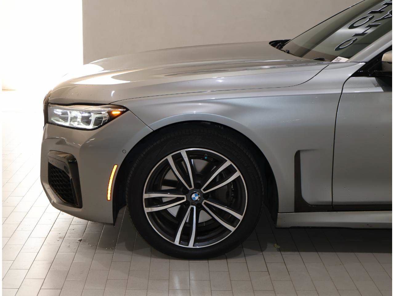 Certified 2021 BMW 740i w/ M Sport Package RWD image 4