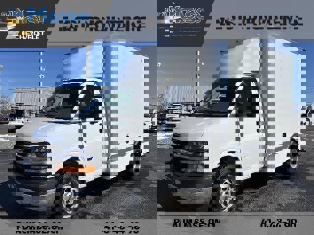 New 2024 Chevrolet Express 3500 w/ Power Convenience Package image 2