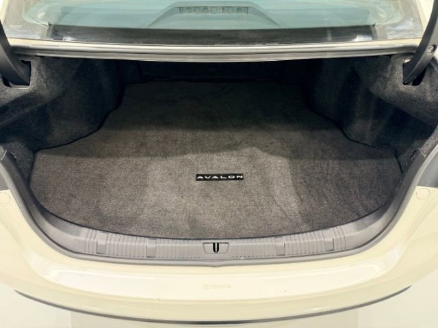 Used 2015 Toyota Avalon XLE Touring image 34