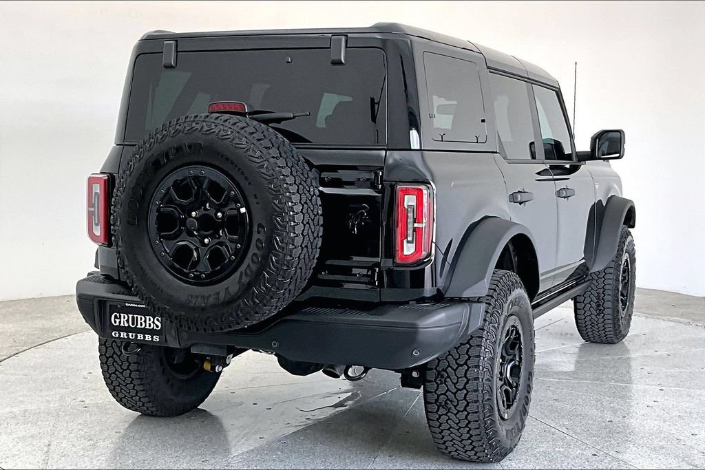 Used 2025 Ford Bronco Badlands AWD/4WD image 15