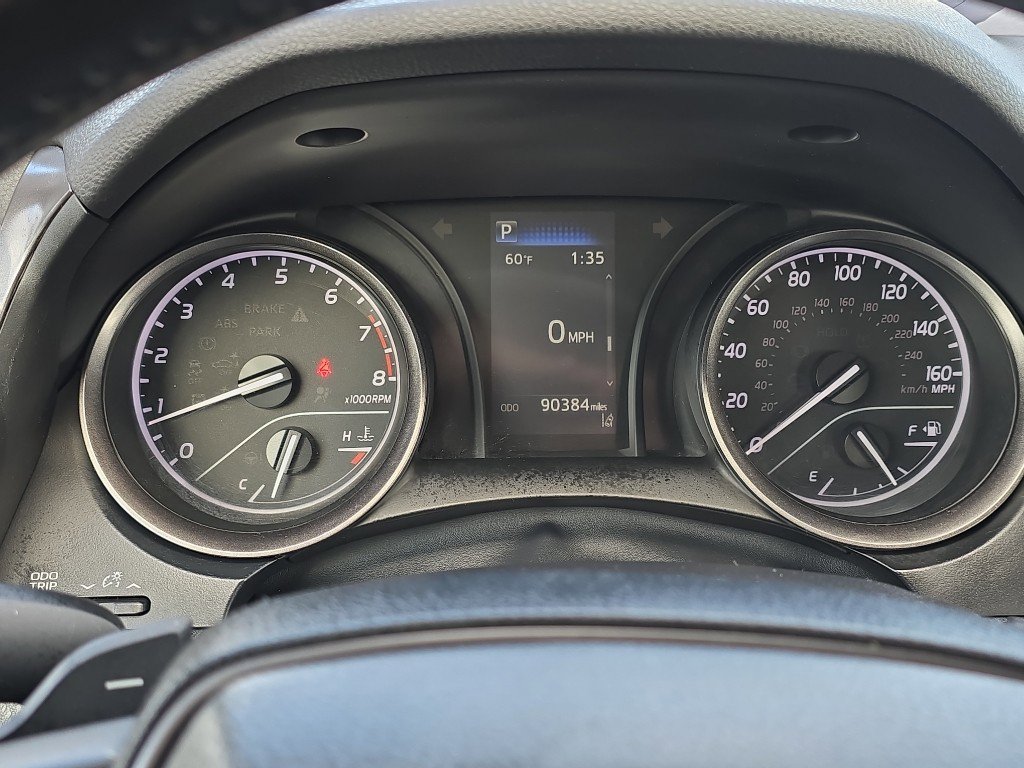 Certified 2022 Toyota Camry SE image 25