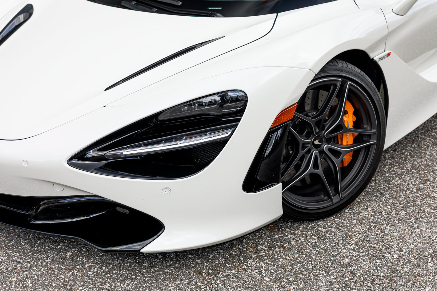 Used 2020 McLaren 720S Performance RWD image 42