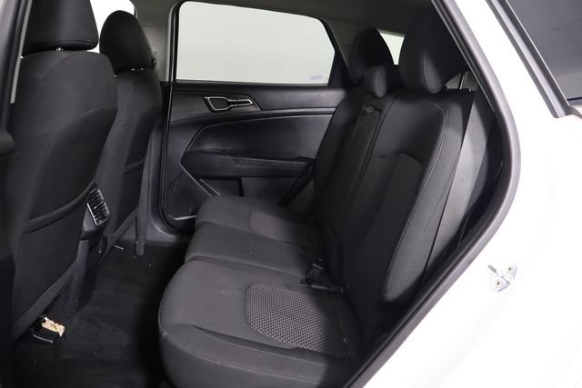 Used 2023 Kia Sportage LX FWD image 17