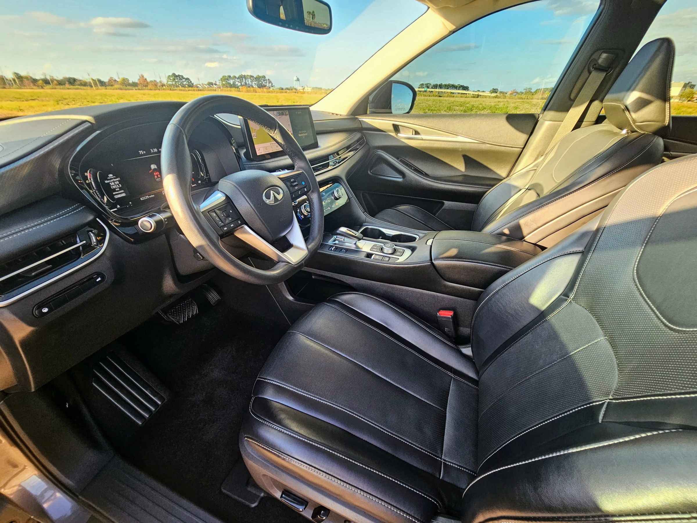 Used 2022 INFINITI QX60 Luxe w/ Cargo Package image 9