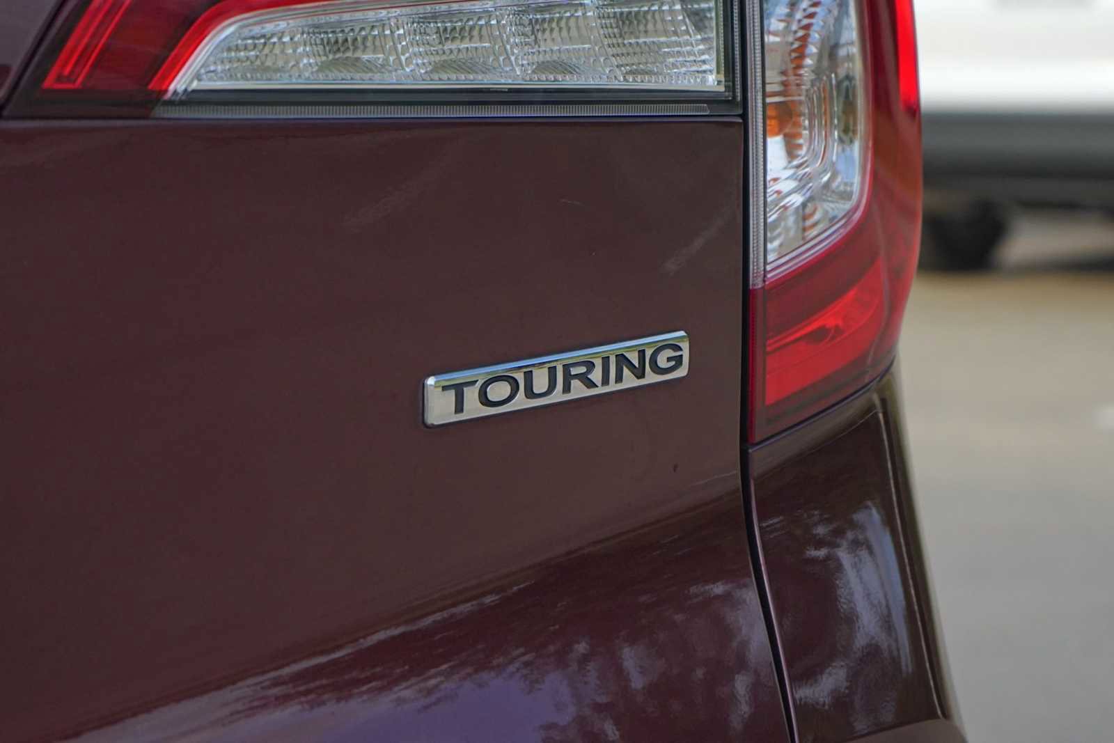 Used 2019 Honda Pilot Touring image 8