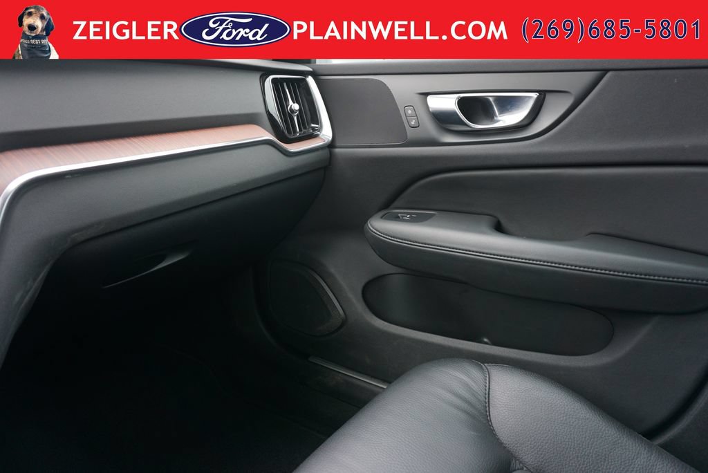 Used 2024 Volvo V60 B5 Cross Country Plus AWD/4WD image 35
