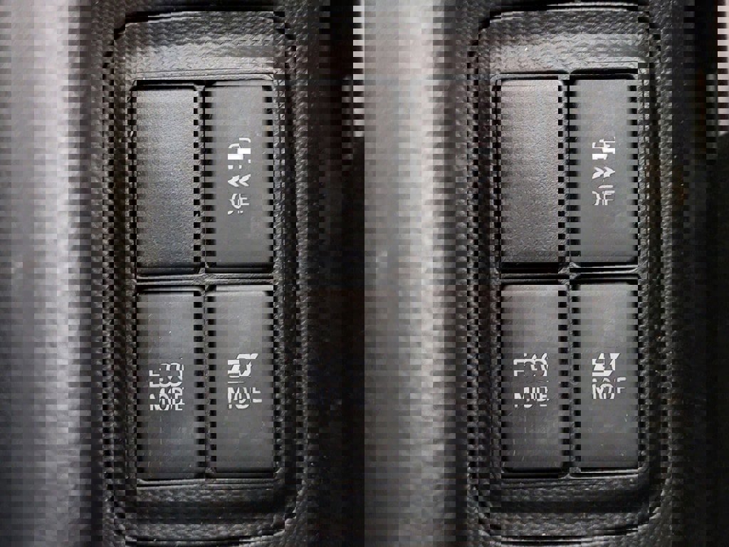 Used 2016 Toyota Prius C Persona Series image 22