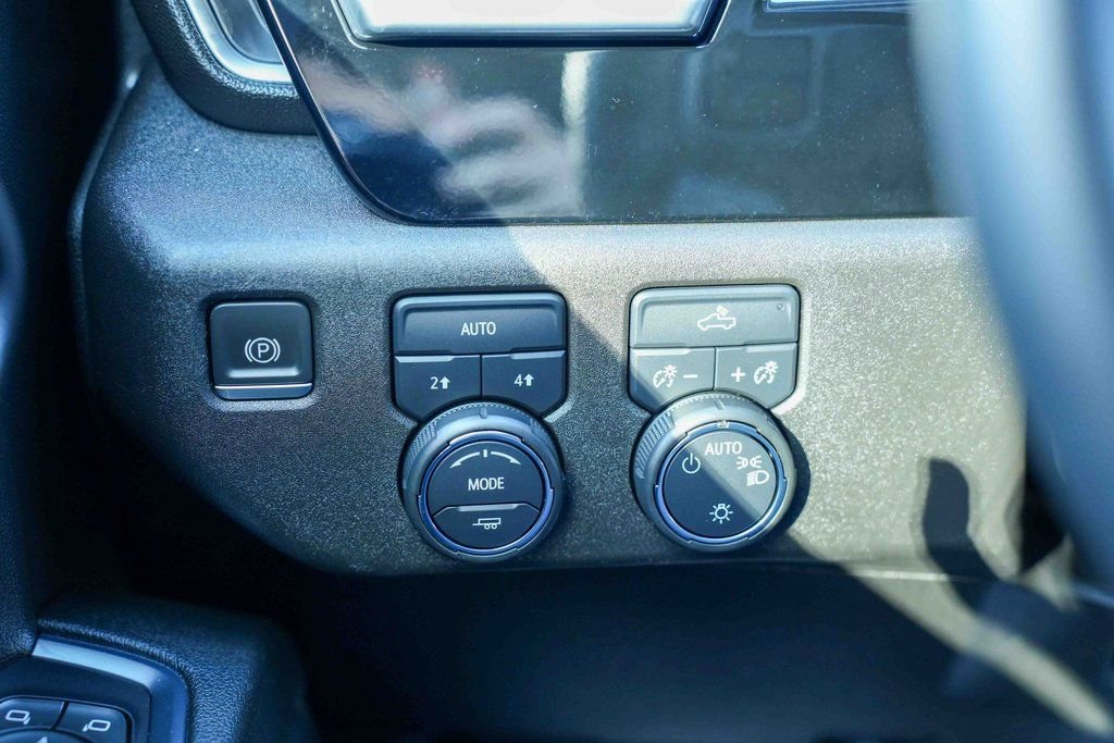 Used 2023 Chevrolet Silverado 1500 LT image 27