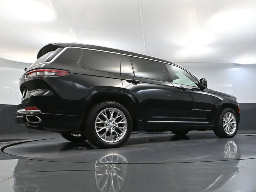 Used 2021 Jeep Grand Cherokee L Summit w/ Luxury Tech Group V AWD/4WD image 65