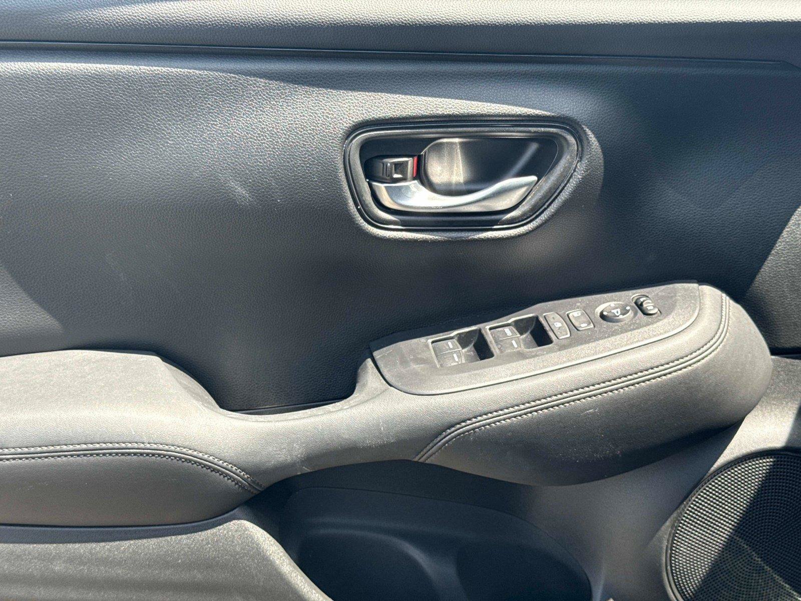 Certified 2023 Honda HR-V LX image 16
