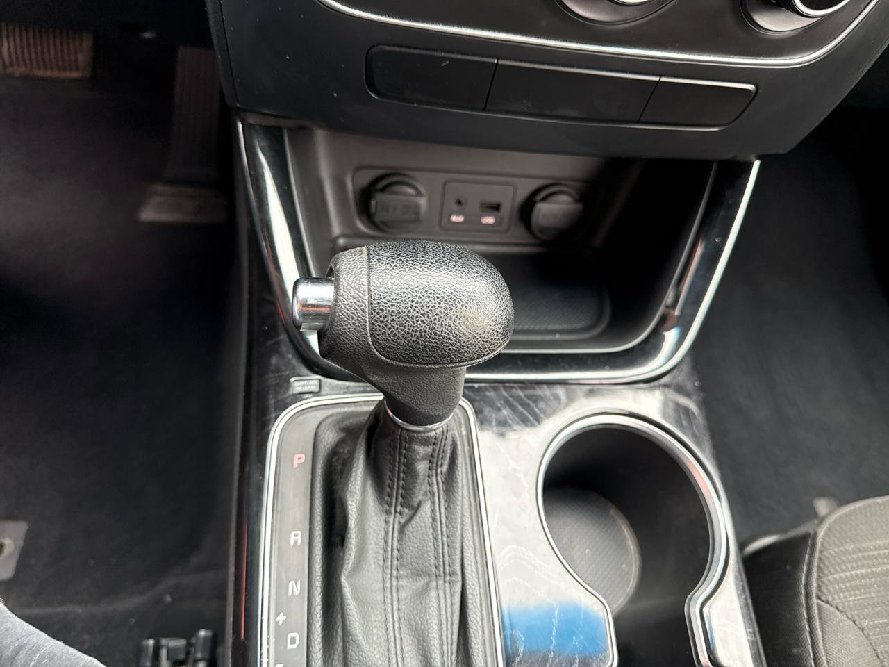 Used 2014 Kia Sorento LX image 15