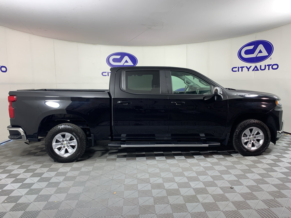 Used 2021 Chevrolet Silverado 1500 LT RWD image 2