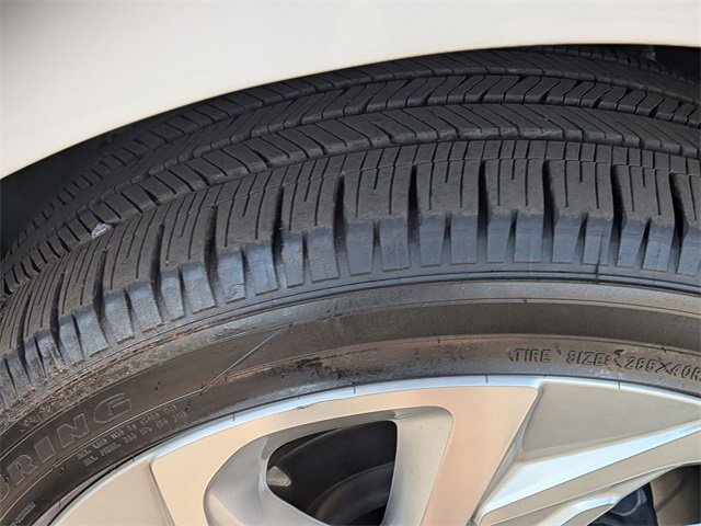 Used 2025 Lincoln Navigator Reserve image 13