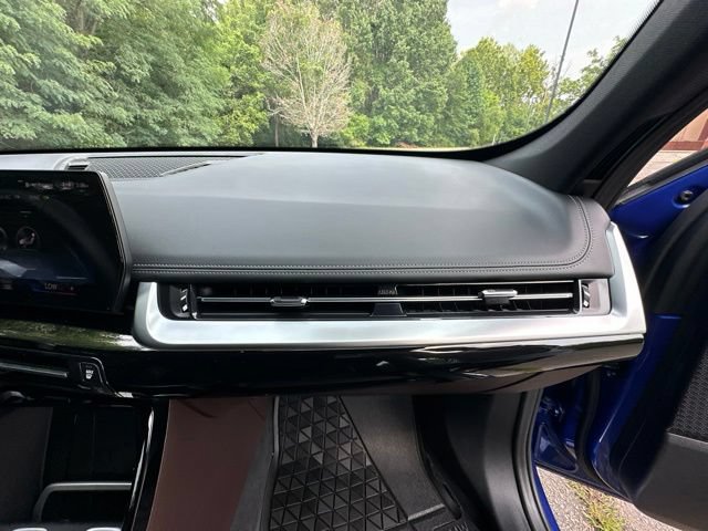 Used 2023 BMW X1 xDrive28i w/ M Sport Package AWD/4WD image 16