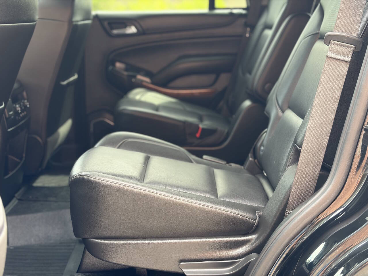 Used 2018 Chevrolet Tahoe Premier AWD/4WD image 20