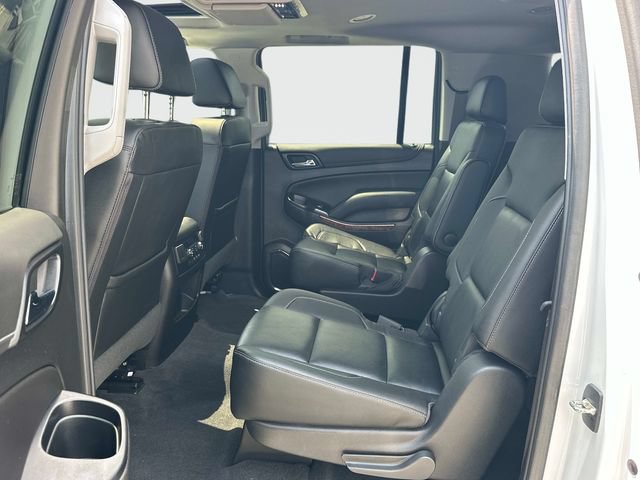 Used 2020 Chevrolet Suburban Premier AWD/4WD image 17